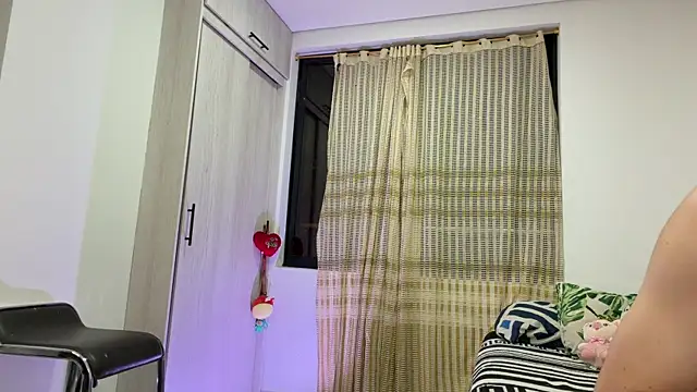 Snapshot of _peachyboy chatting on June 17, 2026, 3:39 am peachyboy online show from June 17, 2026, 3:39 am