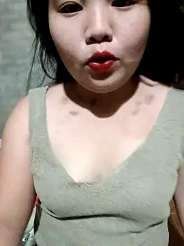 Lily Henry online show from May 20, 2026, 1:52 pm