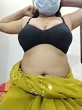 sexyy nidhii online show from May 15, 2026, 5:44 pm