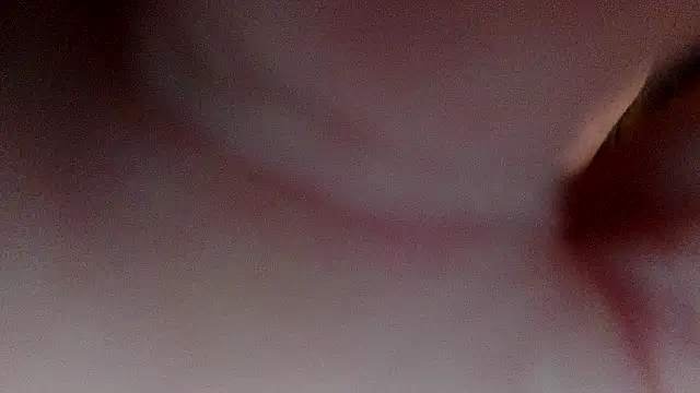 bennybubblebutt online show from May 3, 2026, 9:36 am