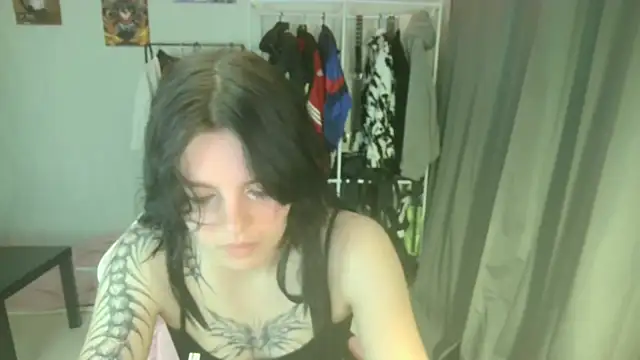 VeIvetLure online show from June 3, 2026, 5:17 pm