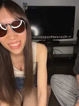 risacha online show from May 13, 2026, 3:30 pm