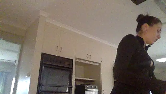 daisycollins online show from May 28, 2026, 3:03 am