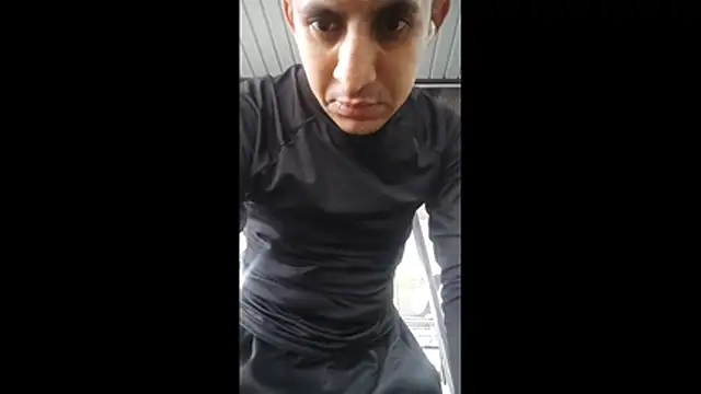 Snapshot of Michel_Salvatore chatting on May 28, 2026, 10:37 pm Michel Salvatore online show from May 28, 2026, 10:37 pm