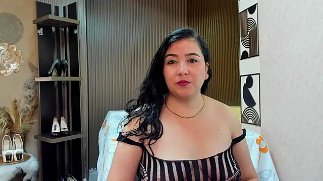 BBWLuxuryMuse online show from May 3, 2026, 12:09 pm