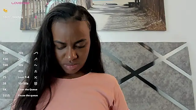 Alisson-Noa online show from June 17, 2026, 12:59 pm