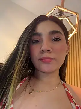 Snapshot of Mia_Rodriguezz_ chatting on June 3, 2026, 4:13 am Mia Rodriguezz online show from June 3, 2026, 4:13 am