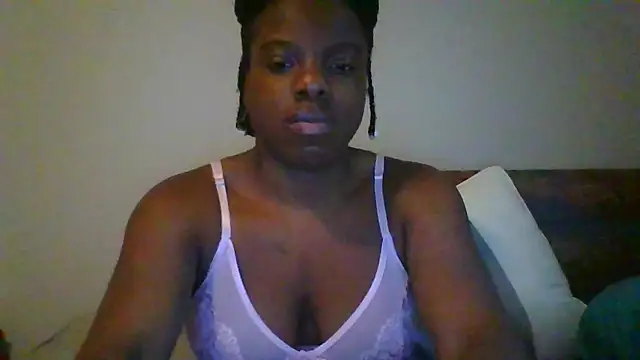 Snapshot of princesselizabeth chatting on May 10, 2026, 11:17 pm princesselizabeth online show from May 10, 2026, 11:17 pm