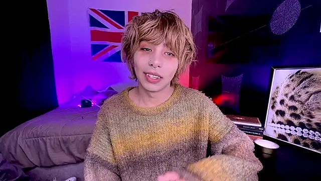 Aronn 44 online show from July 8, 2026, 1:41 am