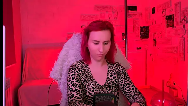ericapotter online show from May 12, 2026, 4:24 pm