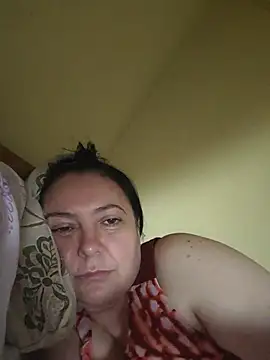 EmmaEmmy40 online show from June 7, 2026, 5:18 pm