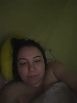 EmmaEmmy40 online show from May 17, 2026, 6:41 pm