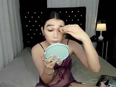 ValerieMadness online show from June 1, 2026, 4:24 am