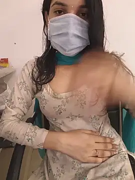 Snapshot of zoya_baby_ chatting on June 4, 2026, 3:33 am zoya baby online show from June 4, 2026, 3:33 am