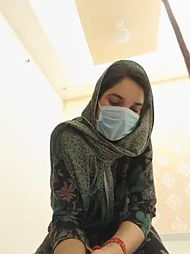 Snapshot of zoya_baby_ chatting on June 15, 2026, 6:07 pm zoya baby online show from June 15, 2026, 6:07 pm