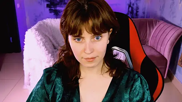 LolaDominara online show from May 15, 2026, 2:48 pm