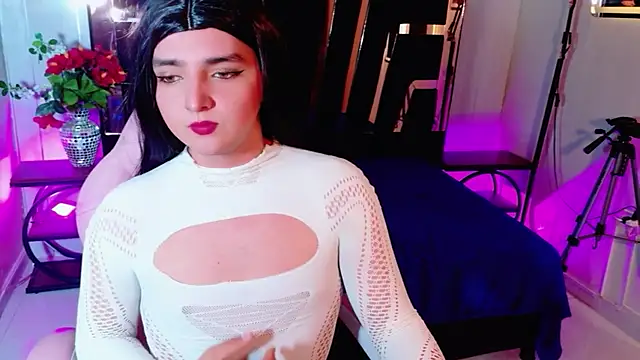 Gaby Gil  online show from May 22, 2026, 12:47 pm