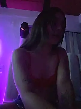 Snapshot of Dahlia_1 chatting on May 26, 2026, 5:27 am Dahlia 1 online show from May 26, 2026, 5:27 am