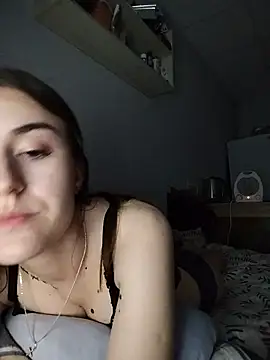 Kamila lov online show from June 2, 2026, 7:14 pm
