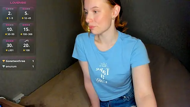 Snapshot of Passtilka chatting on June 18, 2026, 2:00 pm Passtilka online show from June 18, 2026, 2:00 pm