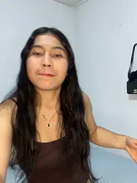 Xaannder online show from May 10, 2026, 3:10 am