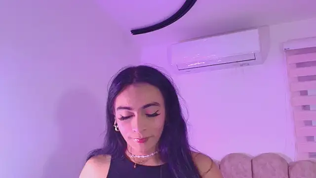 Malaia thompson  online show from May 21, 2026, 11:51 am