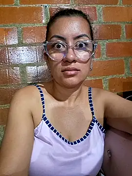 Eva rossel online show from May 9, 2026, 11:30 pm