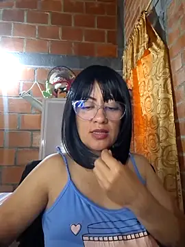 Eva rossel online show from June 9, 2026, 2:29 pm