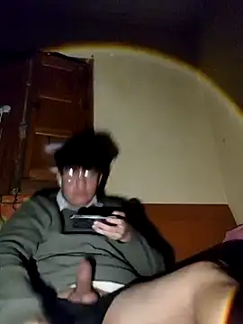 Eliasblanc1 online show from May 10, 2026, 2:37 am