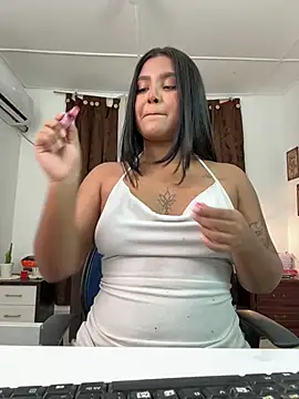 Just lilah online show from May 17, 2026, 10:32 pm