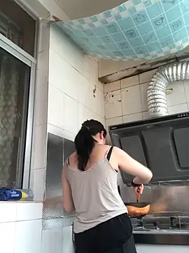 nidejiejie online show from May 29, 2026, 3:56 am