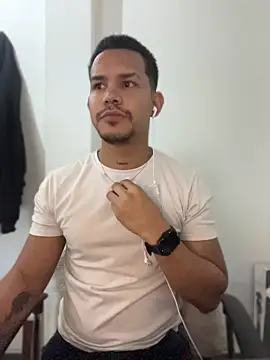 Snapshot of angel_silva_ chatting on July 19, 2026, 9:55 pm angel silva online show from July 19, 2026, 9:55 pm