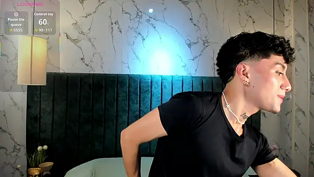Spencerwhite  online show from May 29, 2026, 8:15 pm