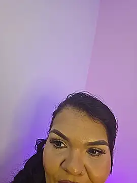 Snapshot of DiosaBelle chatting on July 1, 2026, 12:44 am DiosaBelle online show from July 1, 2026, 12:44 am