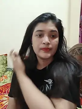 Snapshot of Joya-02 chatting on May 18, 2026, 6:34 pm Joya-02 online show from May 18, 2026, 6:34 pm