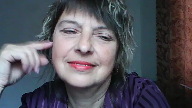 ElizabethGorden online show from May 12, 2026, 12:55 pm
