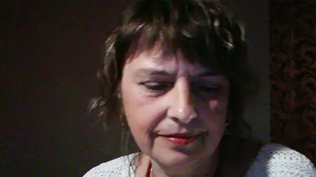 ElizabethGorden online show from May 7, 2026, 6:33 pm