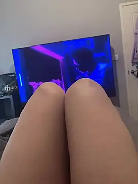 slutytransgal online show from May 8, 2026, 1:48 pm