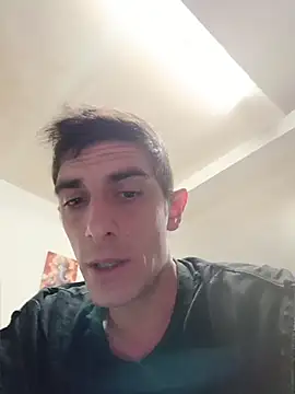 adrian2629d online show from May 4, 2026, 10:01 pm
