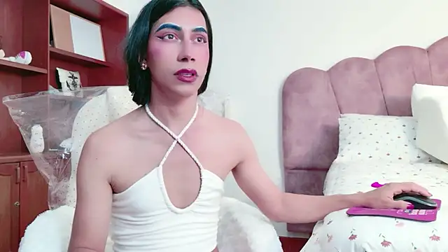 Alexadomina22 online show from May 17, 2026, 5:57 pm