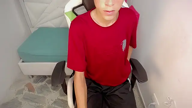 sombra 18 online show from June 2, 2026, 2:55 am