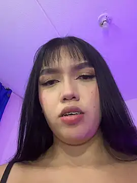 Tania Tay online show from May 16, 2026, 1:26 am