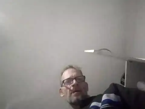 Snapshot of CulturedBus909 chatting on May 25, 2026, 6:34 am CulturedBus909 online show from May 25, 2026, 6:34 am