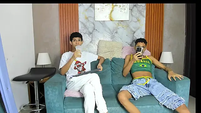 TWINKS BOYSX online show from July 14, 2026, 1:17 pm