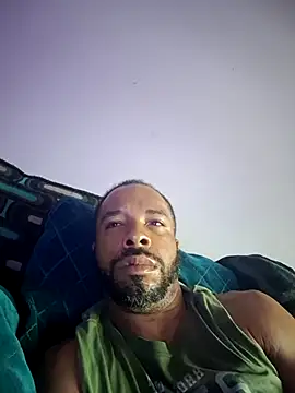 Snapshot of yoursexydaddy8181 chatting on July 6, 2026, 6:43 pm yoursexydaddy8181 online show from July 6, 2026, 6:43 pm