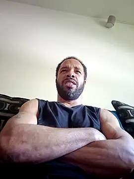 Snapshot of yoursexydaddy8181 chatting on May 18, 2026, 8:46 pm yoursexydaddy8181 online show from May 18, 2026, 8:46 pm