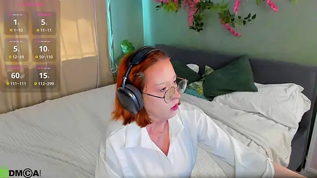 Maya foxy online show from June 5, 2026, 11:27 am
