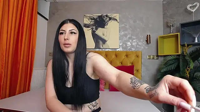 CelyneSkye online show from May 6, 2026, 6:06 am