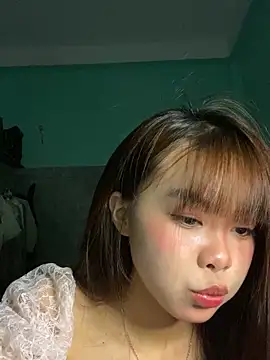 Cry sexy online show from May 13, 2026, 2:57 pm