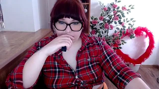 KarolinasHot online show from May 20, 2026, 12:40 am